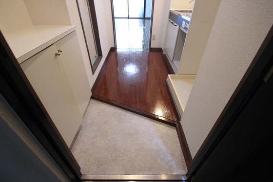 玄関　※別室の写真です