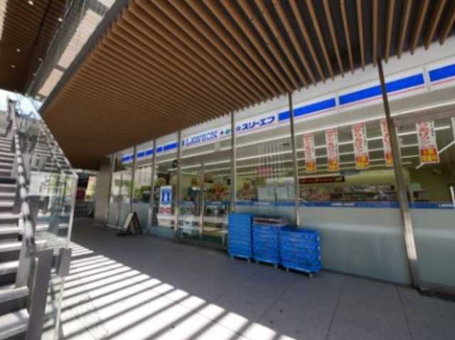 コンビニ　ローソンＬＴＦ浅草橋店（コンビニ）まで102m