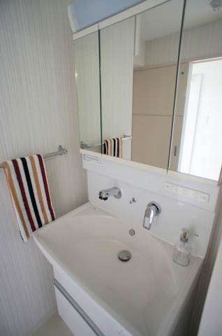 洗面設備　同型イメージ