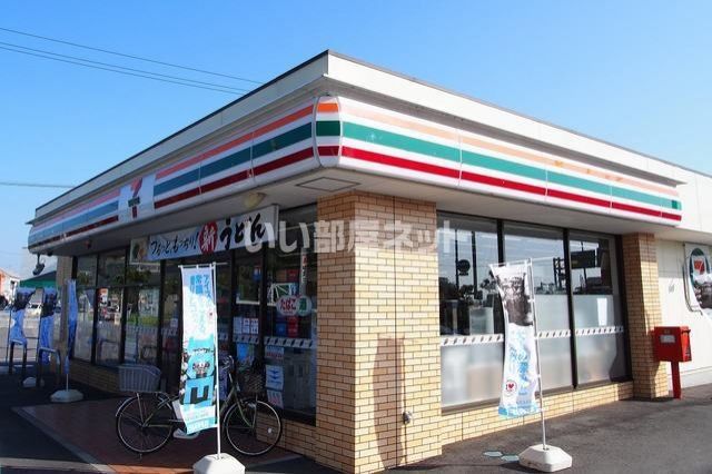 コンビニ　セブンイレブン 坂出林田町店（コンビニ）まで690m