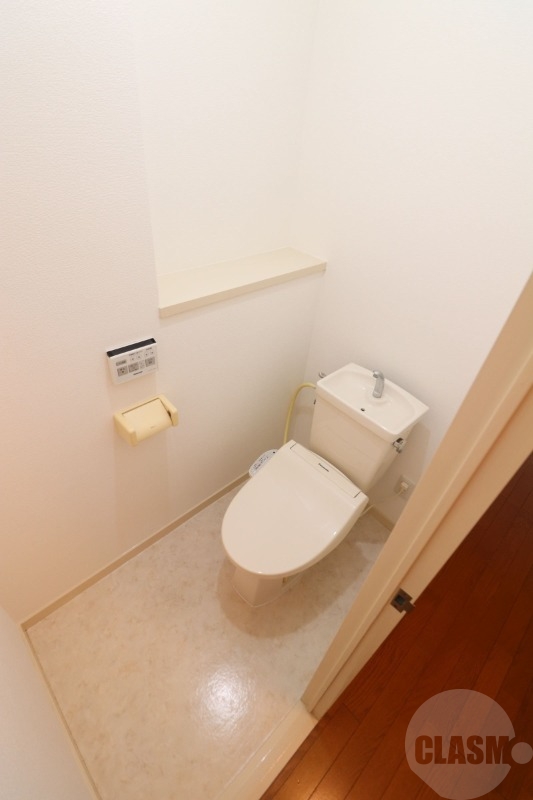 トイレ　シャワー付きトイレ