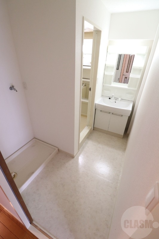 洗面設備　シャンプードレッサー付き