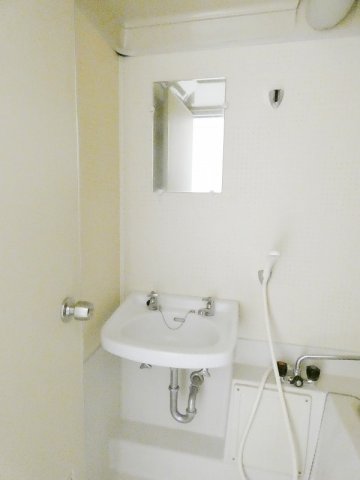 洗面設備　※別号室のイメージ写真です。