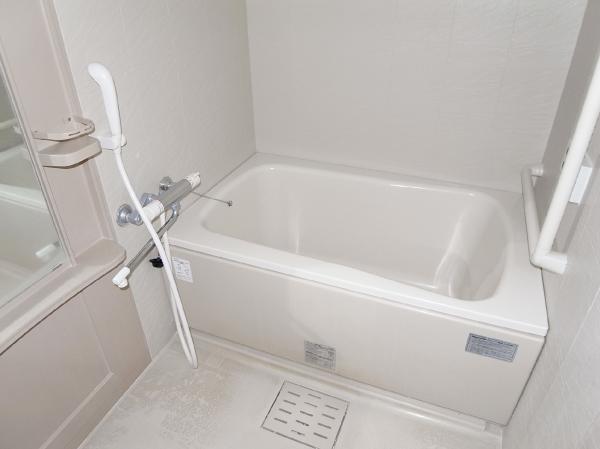 バス・シャワールーム　浴室