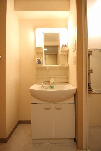 洗面設備　同物件別号室