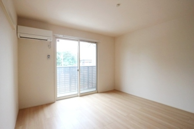 その他部屋・スペース　南側洋室