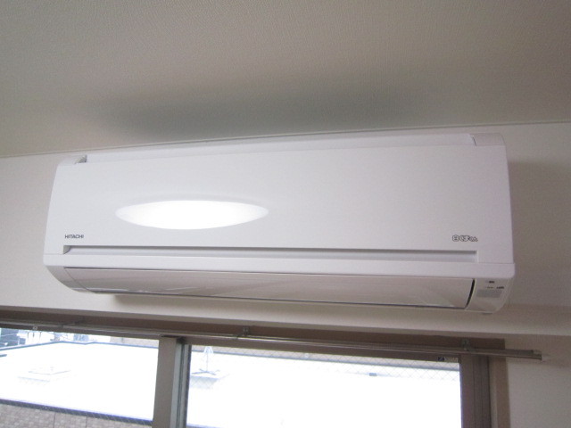 その他設備　エアコン付で夏も冬も快適です♪