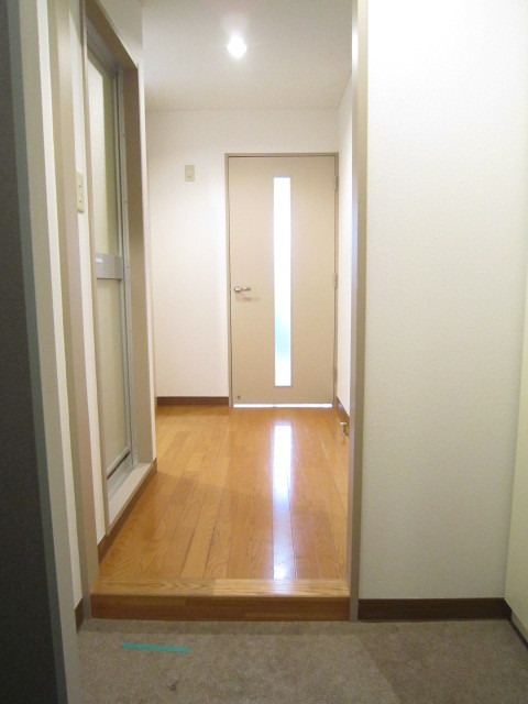 玄関　玄関から好印象です♪