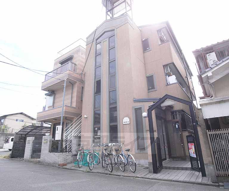 建物外観　しっかりしたマンションです。