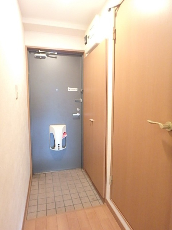 玄関　図面と現状に相違がある場合には現状を優先