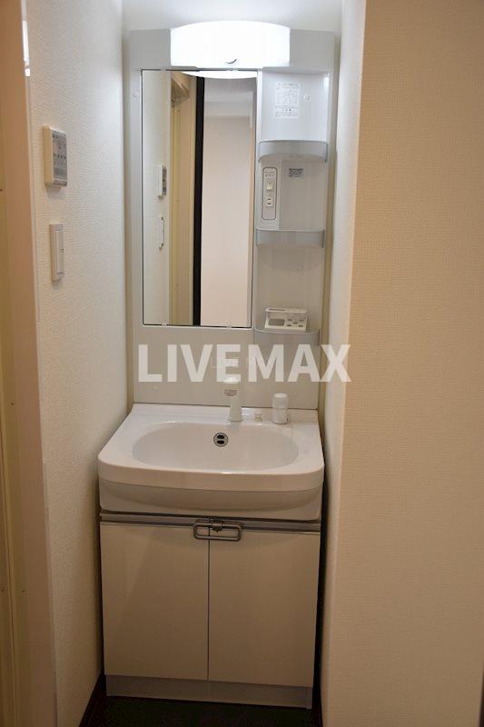 洗面設備　反転タイプ