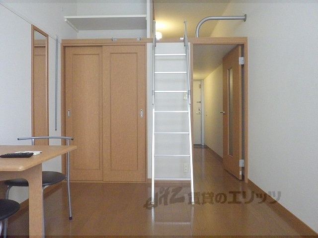 居室・リビング　洋室