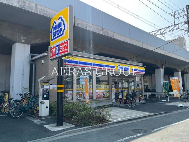 コンビニ　ミニストップ 亀有駅東店（コンビニ）まで201m