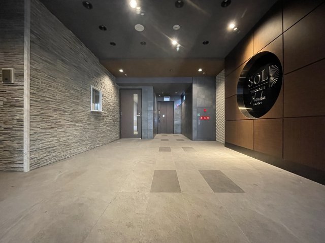 ロビー　ソルテラスNAMBAフロント　ロビー