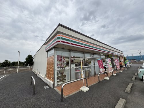 コンビニ　セブンイレブン 八街九十九路店（コンビニ）まで1214m