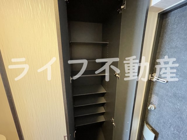 収納　たっぷりとした収納スペースです