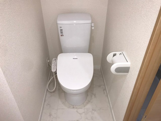 トイレ　トイレ