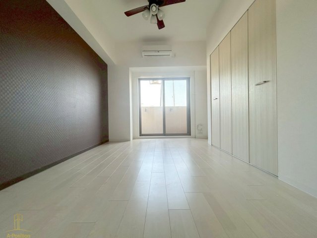 居室・リビング　Luxe難波西I