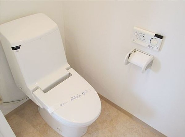 トイレ　別部屋参考写真