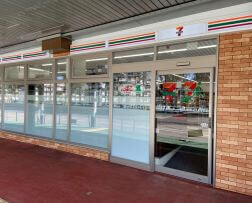 コンビニ　セブンイレブン北海道ST真駒内店（コンビニ）まで711m