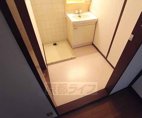 洗面設備　洗面所風景です。