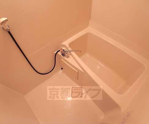 バス・シャワールーム　お風呂です。