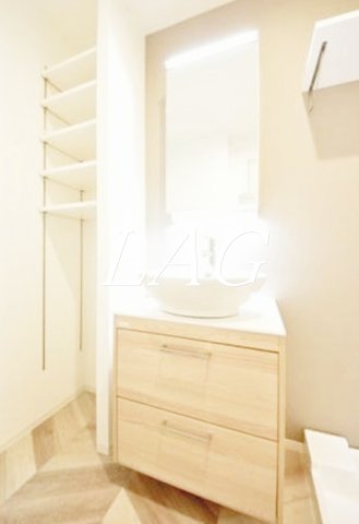 洗面設備　独立洗面台です。