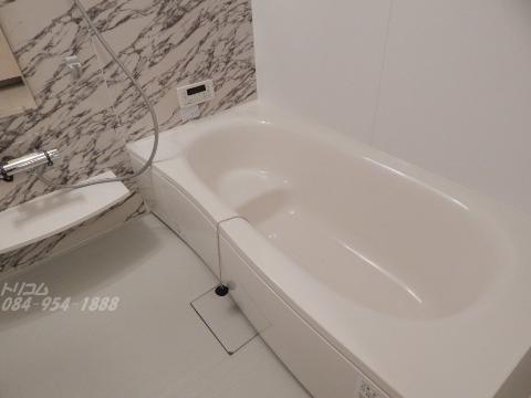 バス・シャワールーム　追焚付広々一坪バス（イメージ）