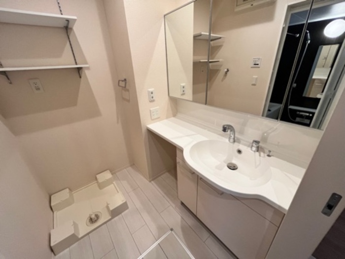 洗面設備　広い洗面スペースです★