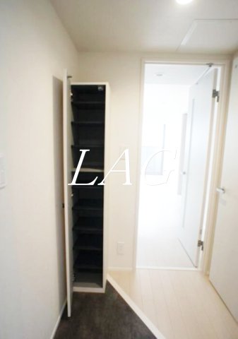 玄関　玄関です。