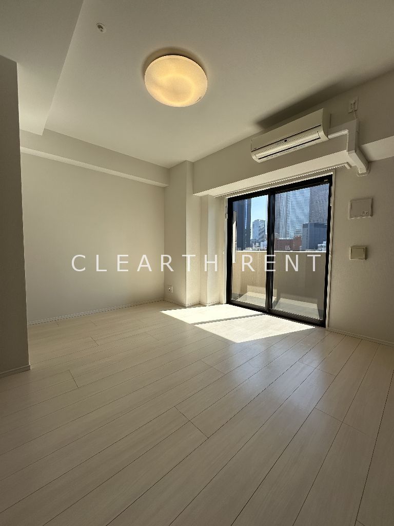 居室・リビング　☆広々8.2帖/南向き☆