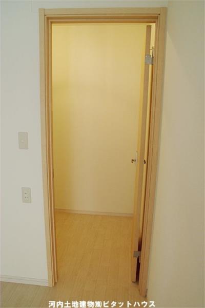 収納　類似室内