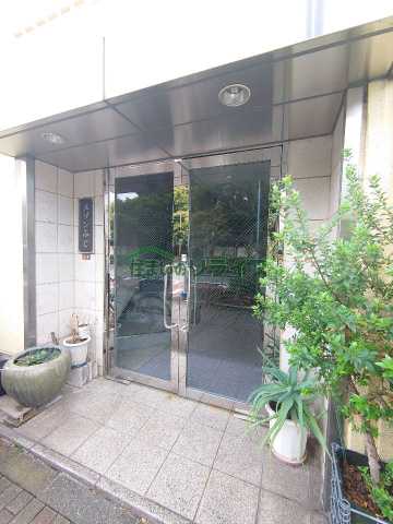 エントランス　メゾンふじ