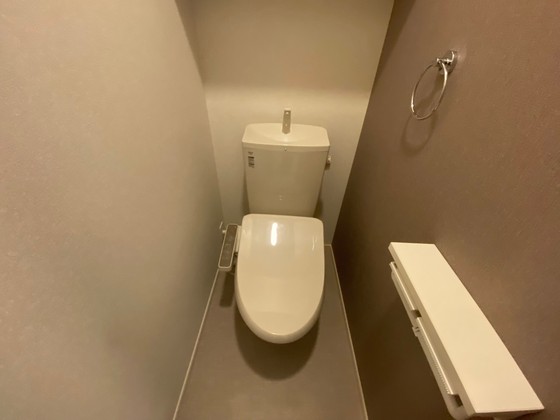 トイレ　※別部屋の写真です