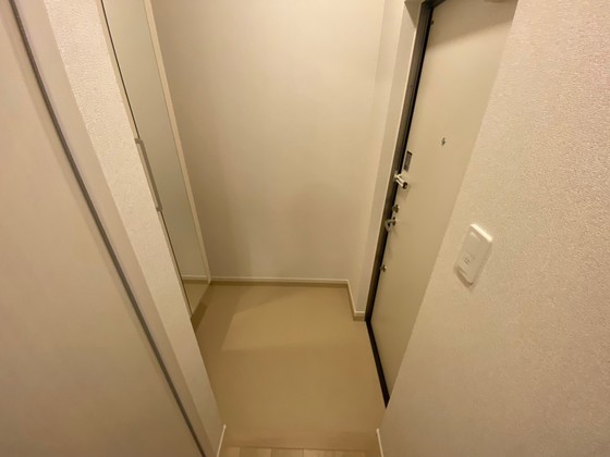 玄関　※別部屋の写真です