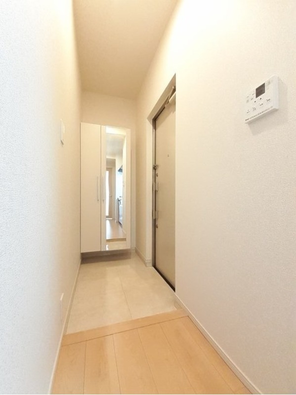 玄関　図面と現状に相違がある場合には現状を優先