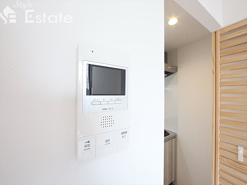 セキュリティ　モニター付きインターホン