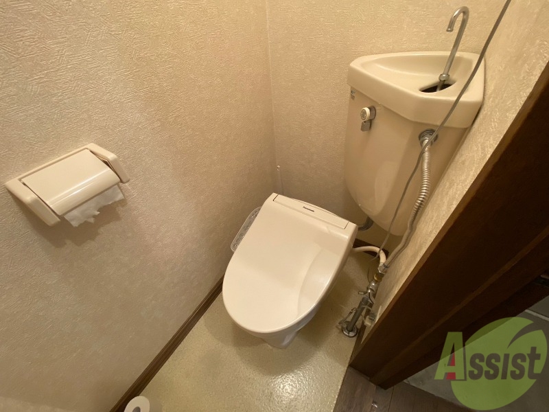 トイレ　こちらはトイレです。清潔感があり、安心して使用できます。