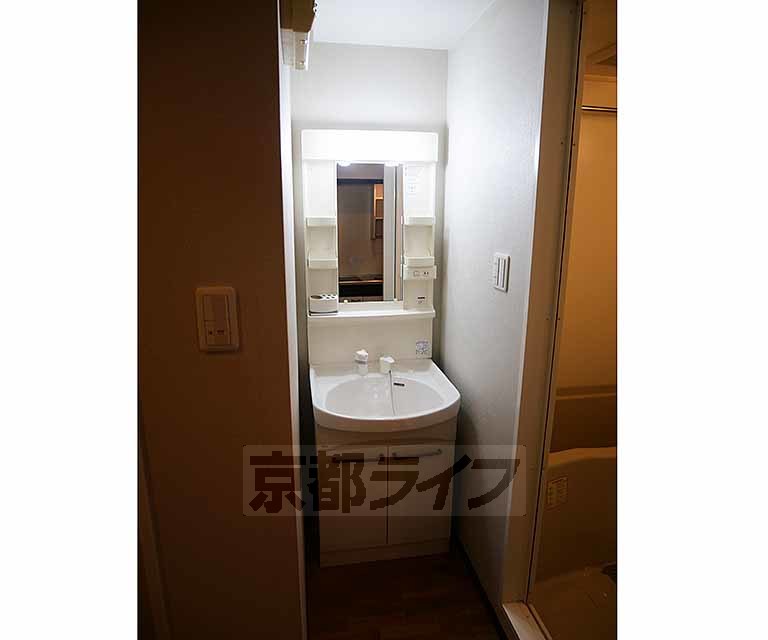 洗面設備　独立洗面台