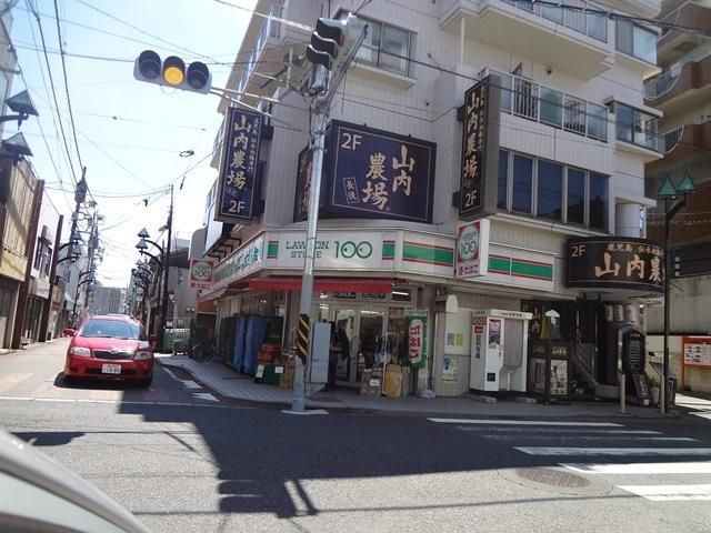 コンビニ　★★ローソンストア１００★★（コンビニ）まで600m