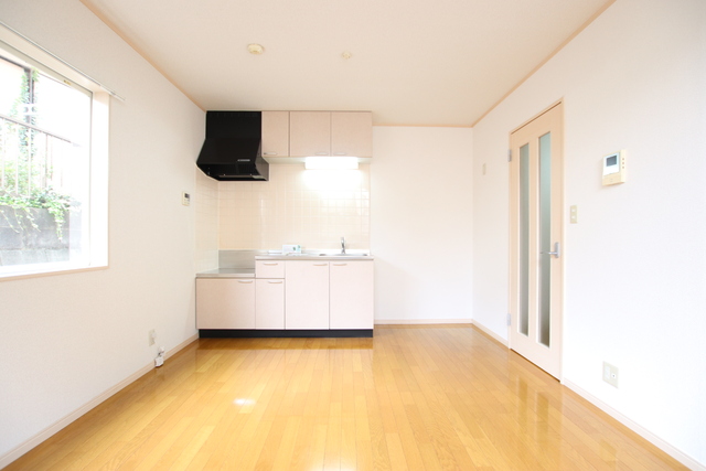 居室・リビング　８．９帖のＬＤＫ♪