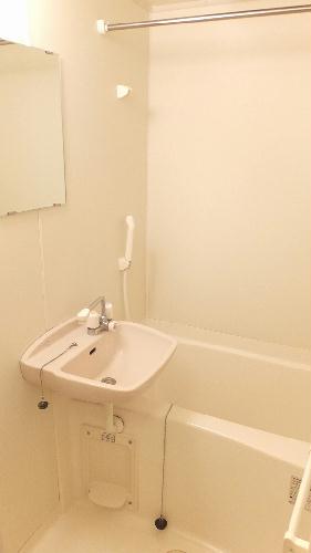 バス・シャワールーム　浴室換気乾燥機能付