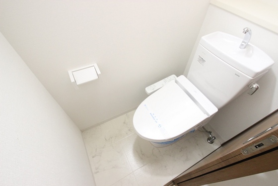 トイレ　※別部屋の写真です