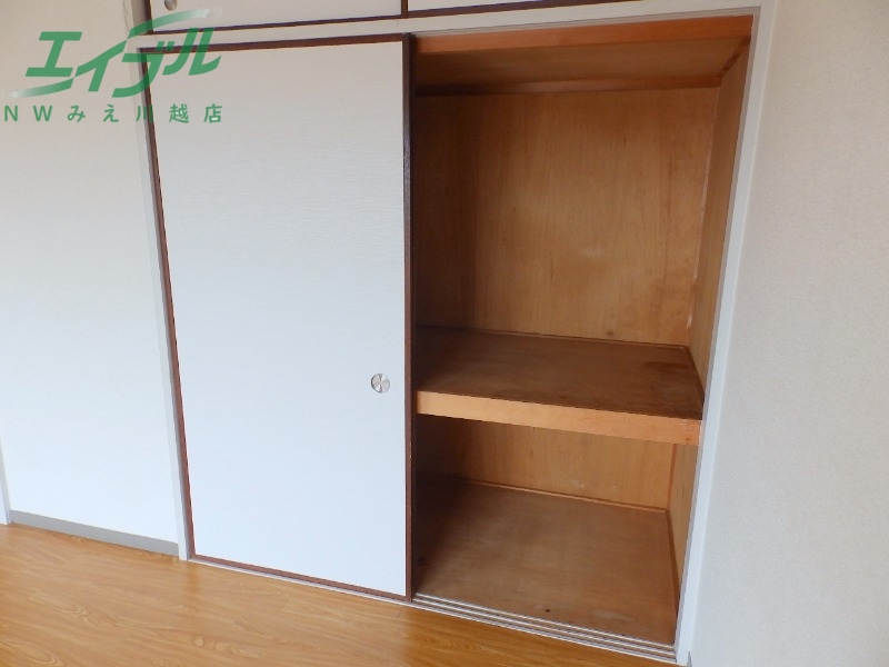 収納　別部屋参考写真です