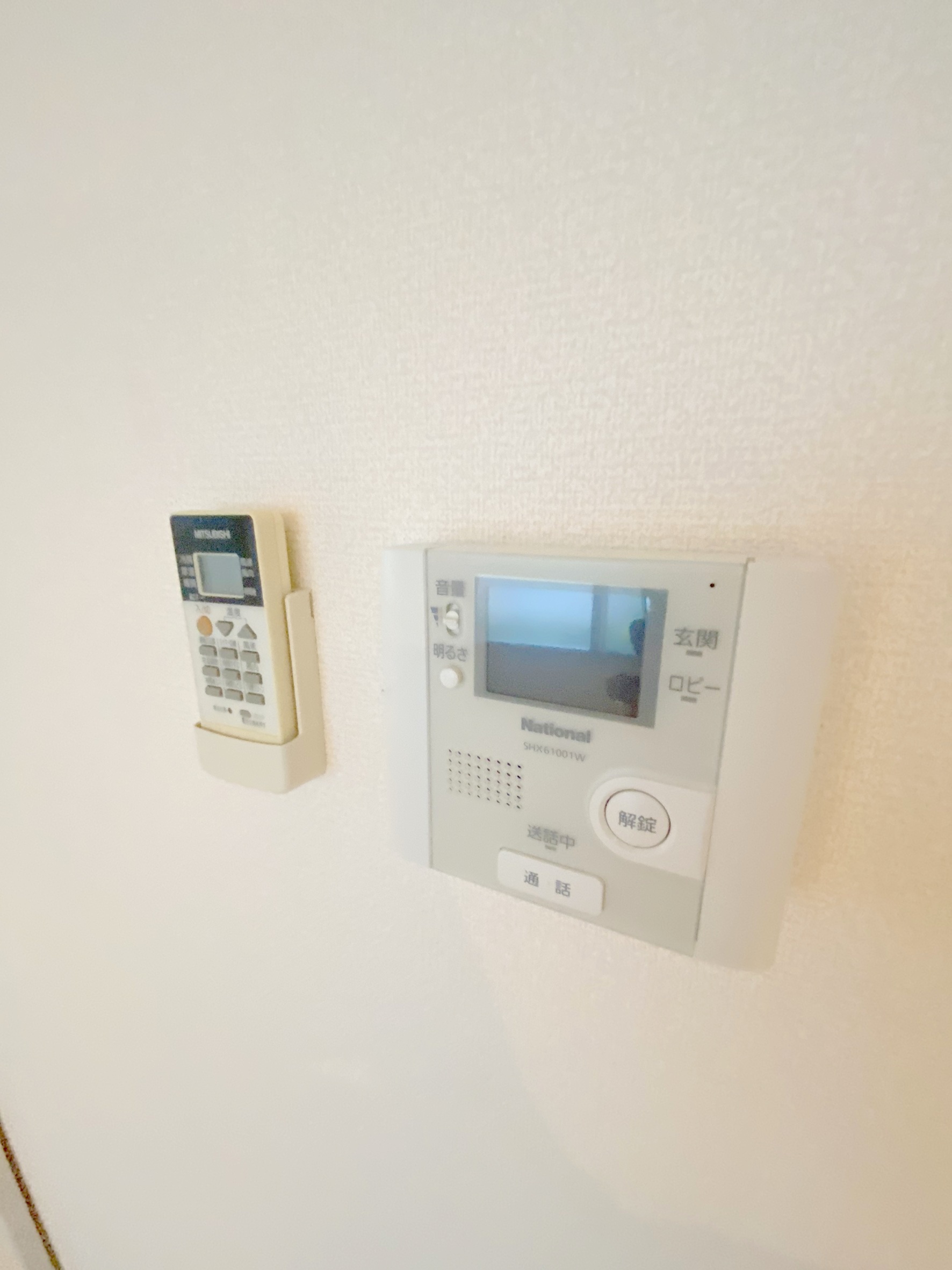 セキュリティ　来客の顔が見えて安心！TVモニターホン付きです♪