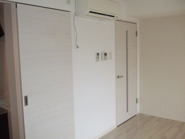 その他設備　壁面が多く家具の配置のしやすいお部屋です