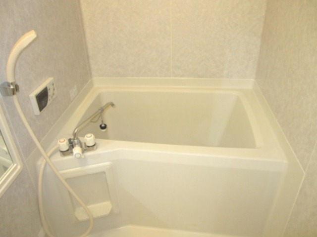バス・シャワールーム　現況優先
