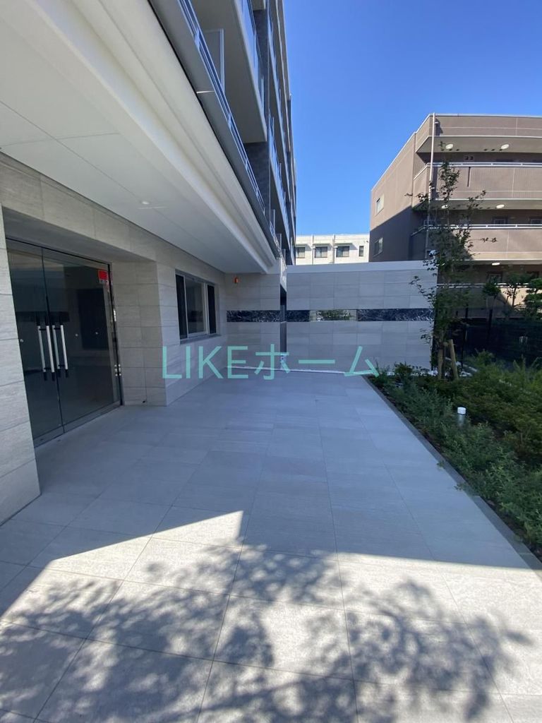 エントランス　外観