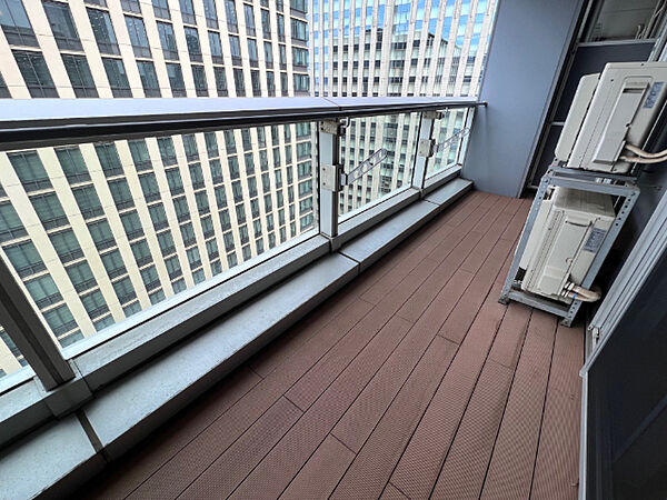 バルコニー　※別部屋の参考写真です。