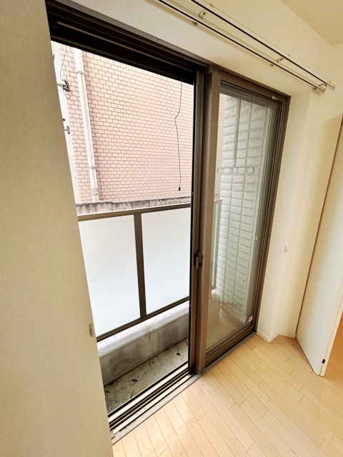 バルコニー　テラス